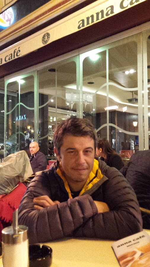 cafe-vaci-utca-hungria-budapest