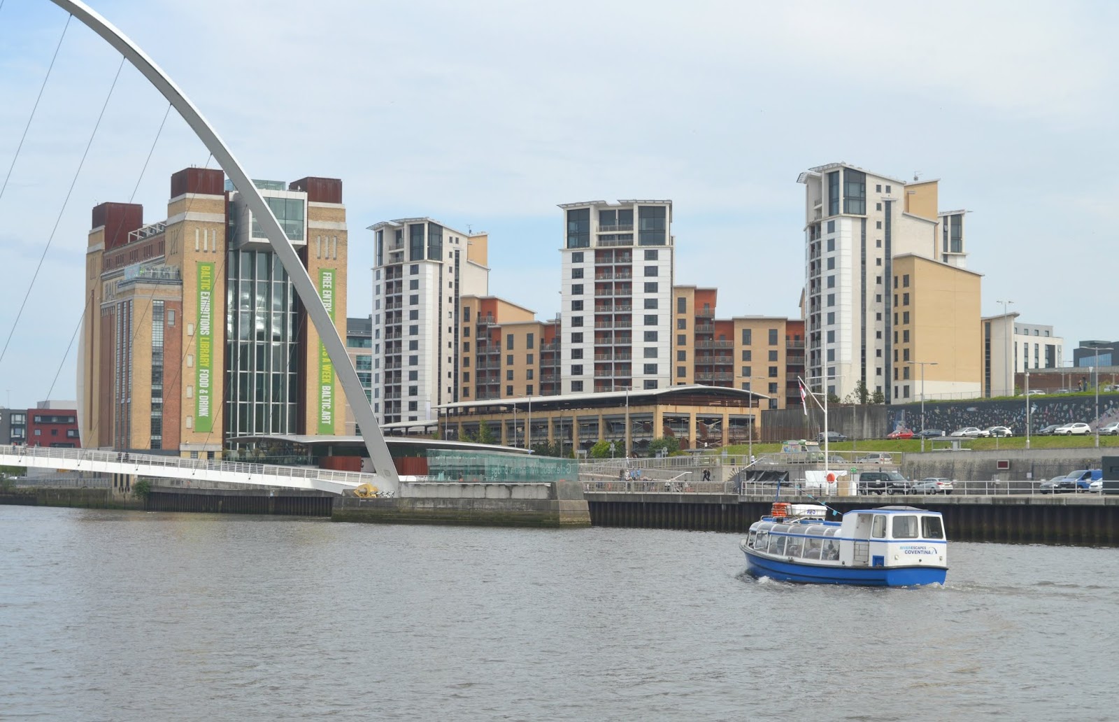 Cruises on the River Tyne NE1 Newcastle City - River Escapes