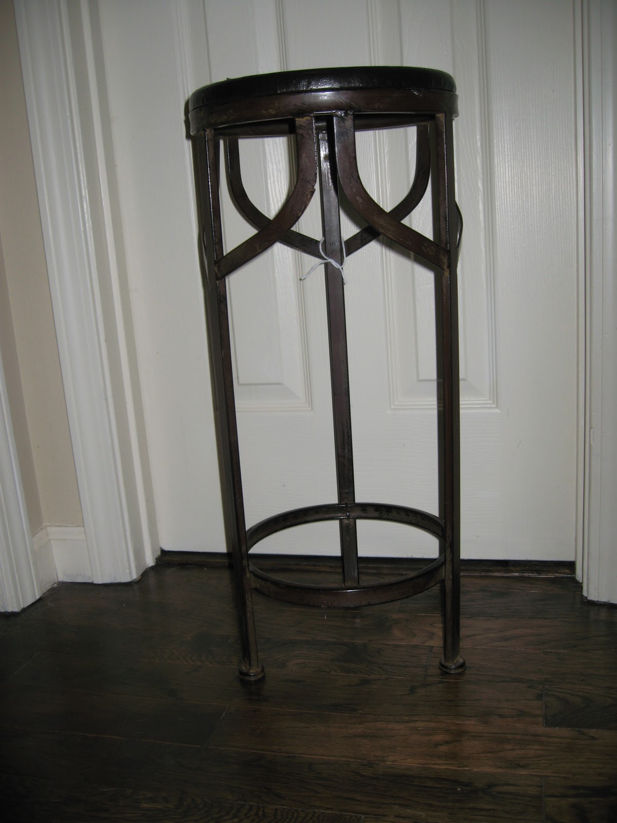 Stool Makeover Living Houses