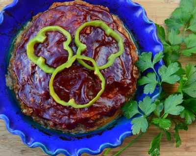 Elk Meatloaf ♥ KitchenParade.com, also works with beef, bison, venison, turkey, the Quaker Oats recipe, totally tasty. Weight Watchers Friendly. Naturally Gluten Free. High Protein.