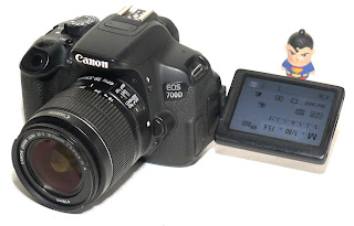 Kamera Canon 700D Lensa 18-55 IS 2 Second