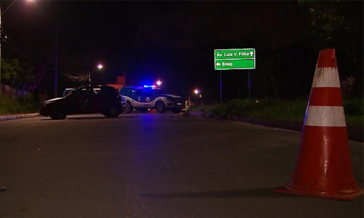 Mulher morre e homem fica ferido após perseguição em Salvador