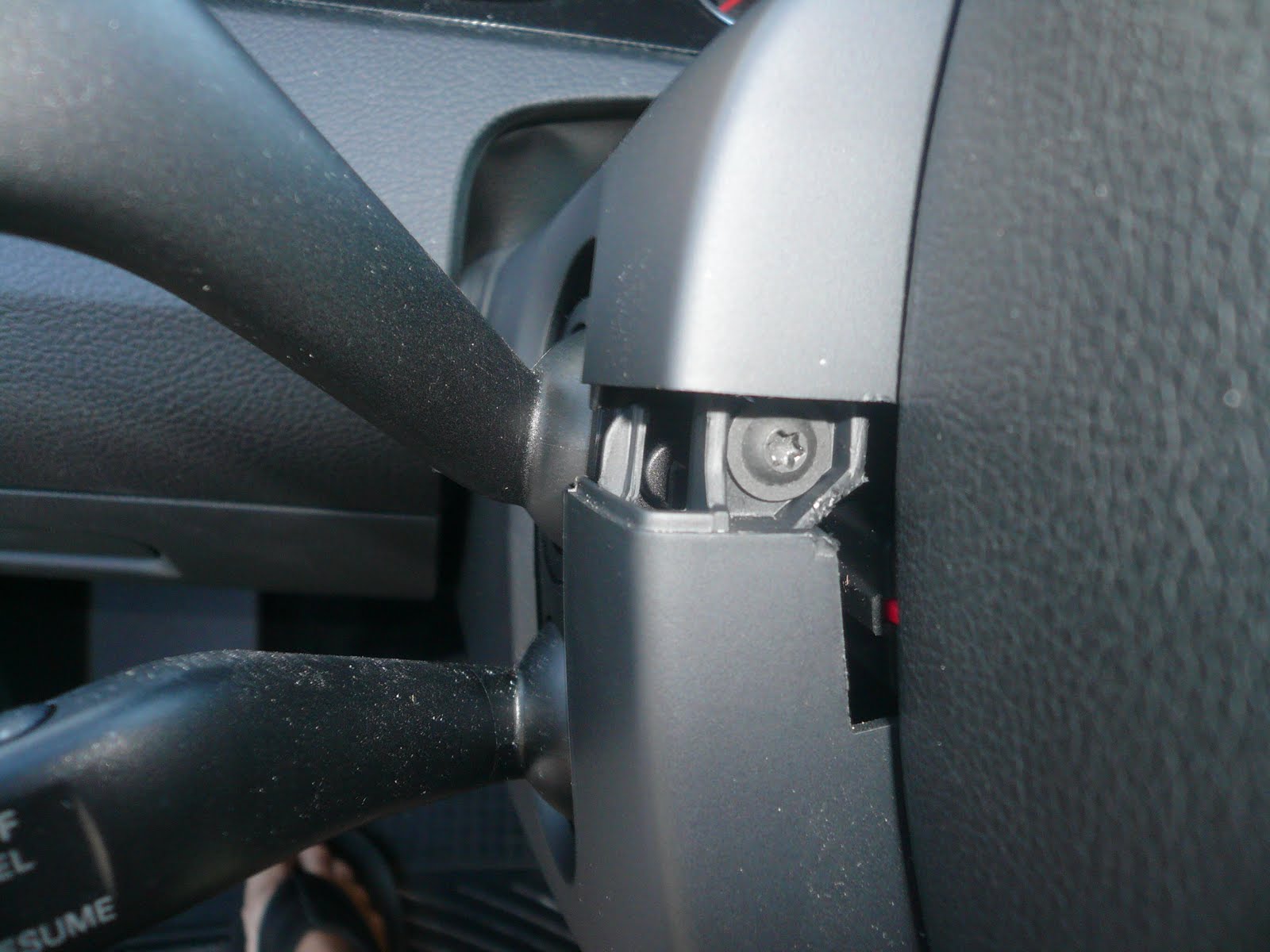 VW Passat Repair How to replace the Steering Wheel Clockspring on a