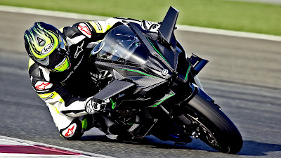 2016 Kawasaki Ninja H2R supersport bike image