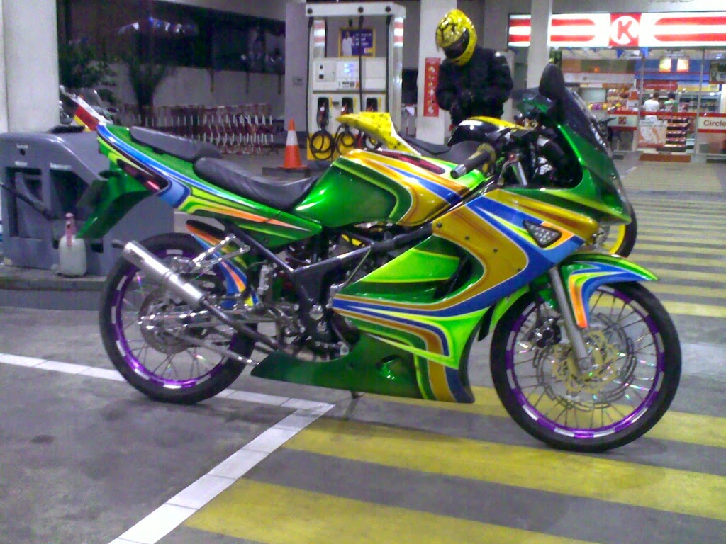 Gambar Modifikasi Kawasaki Ninja RR Gahar Ter Update 2016 Gambar