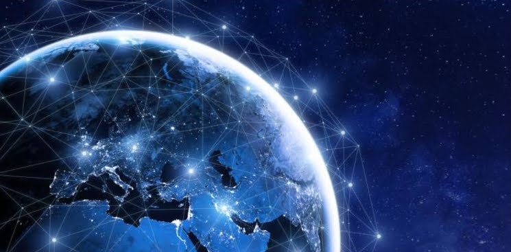 Starlink: 7518 satelliti in orbita per Internet di Elon Musk.