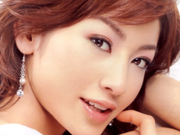 http://3.bp.blogspot.com/-SvqPvWCPe5M/TuHhMRwWR-I/AAAAAAAAE8s/T7eiJyvp_Ko/s1600/Most+Beautiful+Japanese+Girls+4.jpg