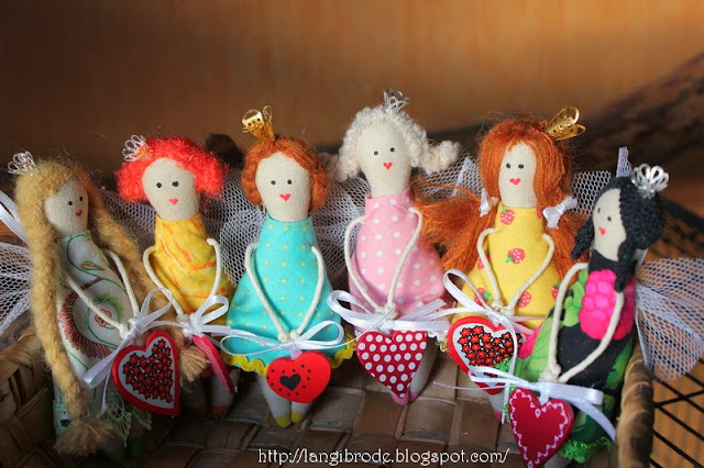 В некотором царстве, в некотором государстве... В некотором царстве, в некотором государстве...