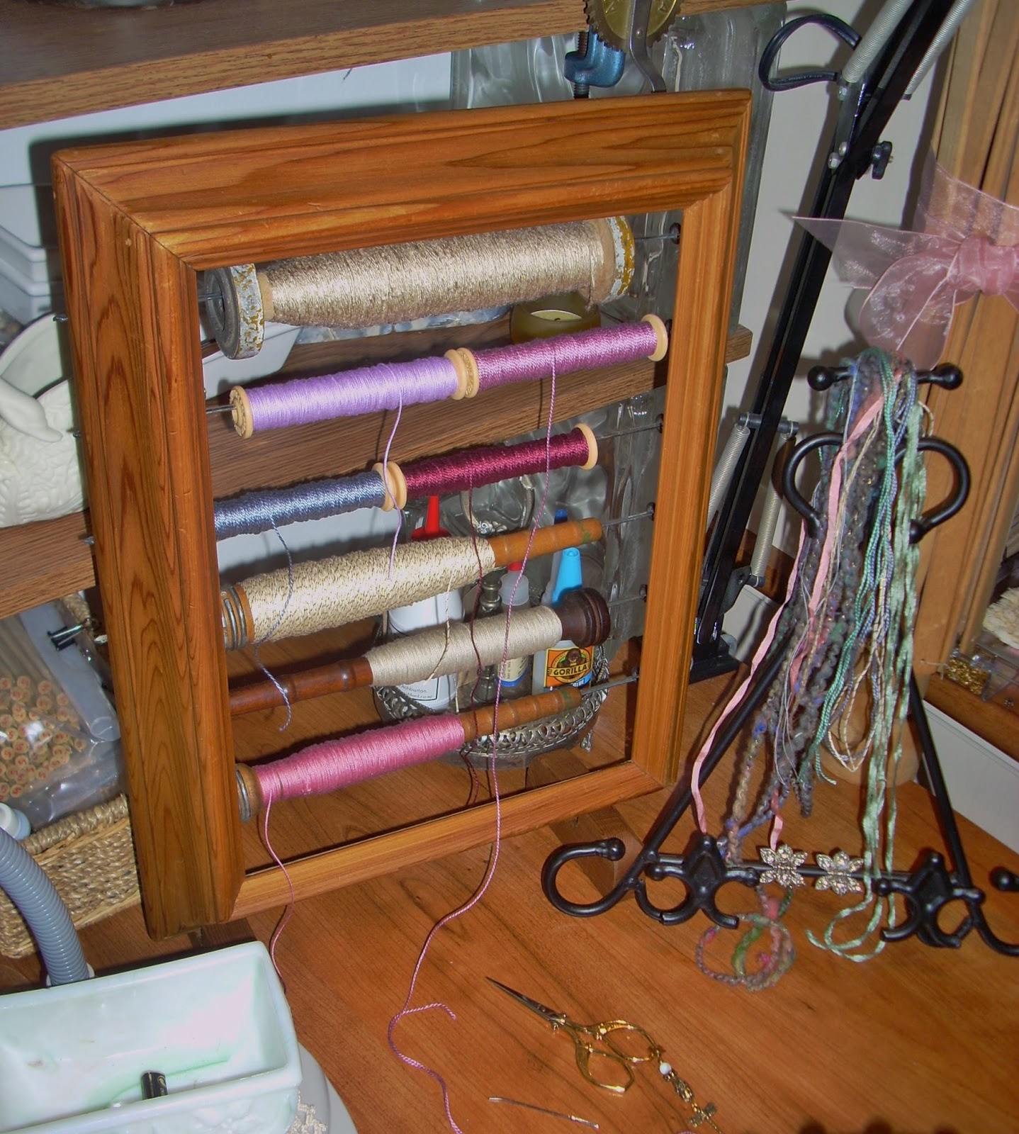 HeartSong Studio: HeartSong Studio's Weaving Spool Rack