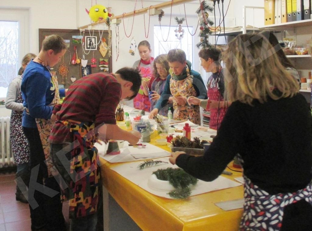 X Mas Kalender Turchen 20 Bookii Tessloff Apfelbackchen