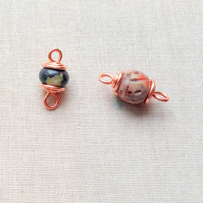 Cute wire spiral bead caps - Free tutorial, DIY at Lisa Yang's Jewelry Blog