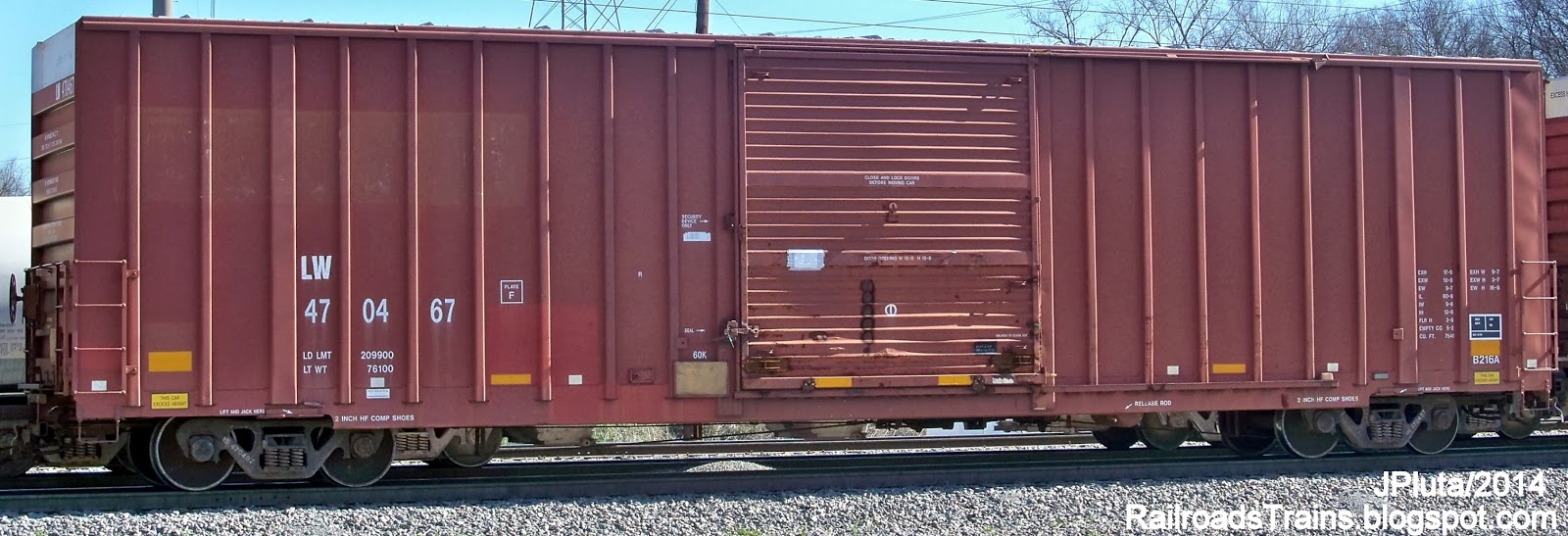 RAILROAD Freight Train Engine EMD GE Boxcar BNSF,CSX,FEC