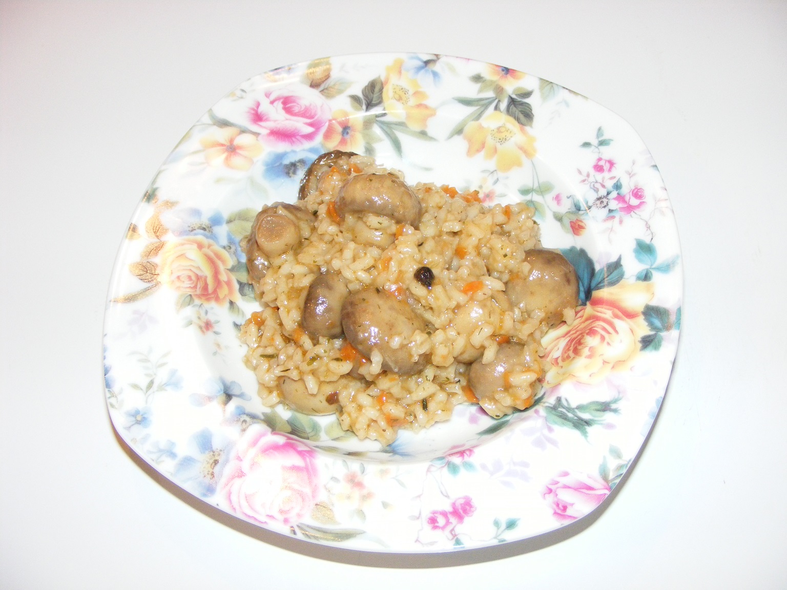 Orez cu ciuperci Preparatedevis.ro