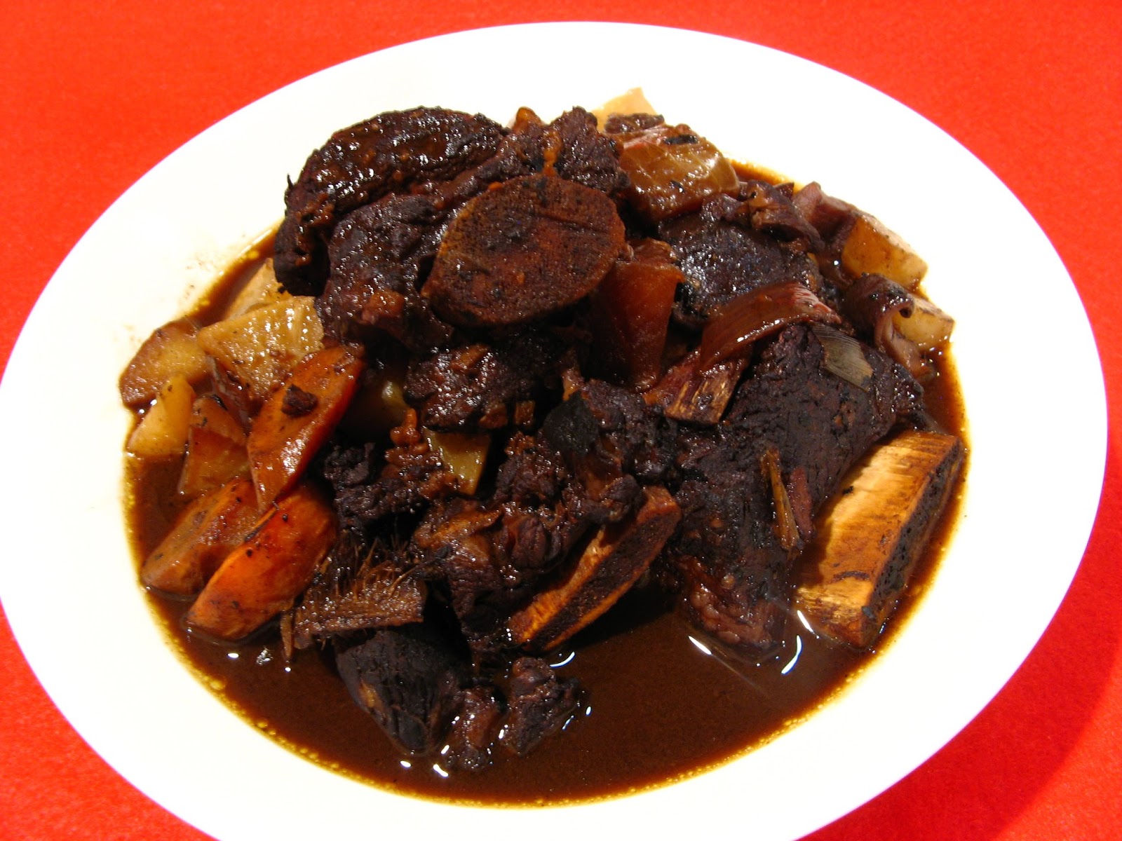 Duck Soup Easy Slow Cooker ChineseStyle Red Wine Beef Short Ribs (燉紅酒牛肋骨, Dan6 Hung4 Zau2