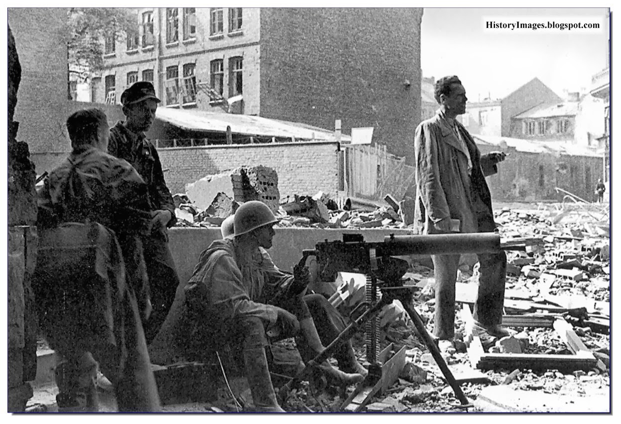 HISTORY IN IMAGES Pictures Of War, History , WW2 Polish Tragedy Warsaw Uprising Of 1944.