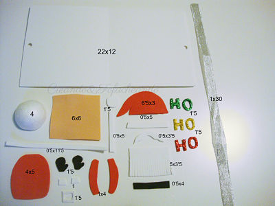 Estas son las piezas y medidas para hacer a papa noel en la tarjeta de goma eva