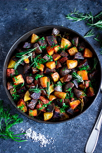 oven roasted potatoes flavored with garlic and herbs