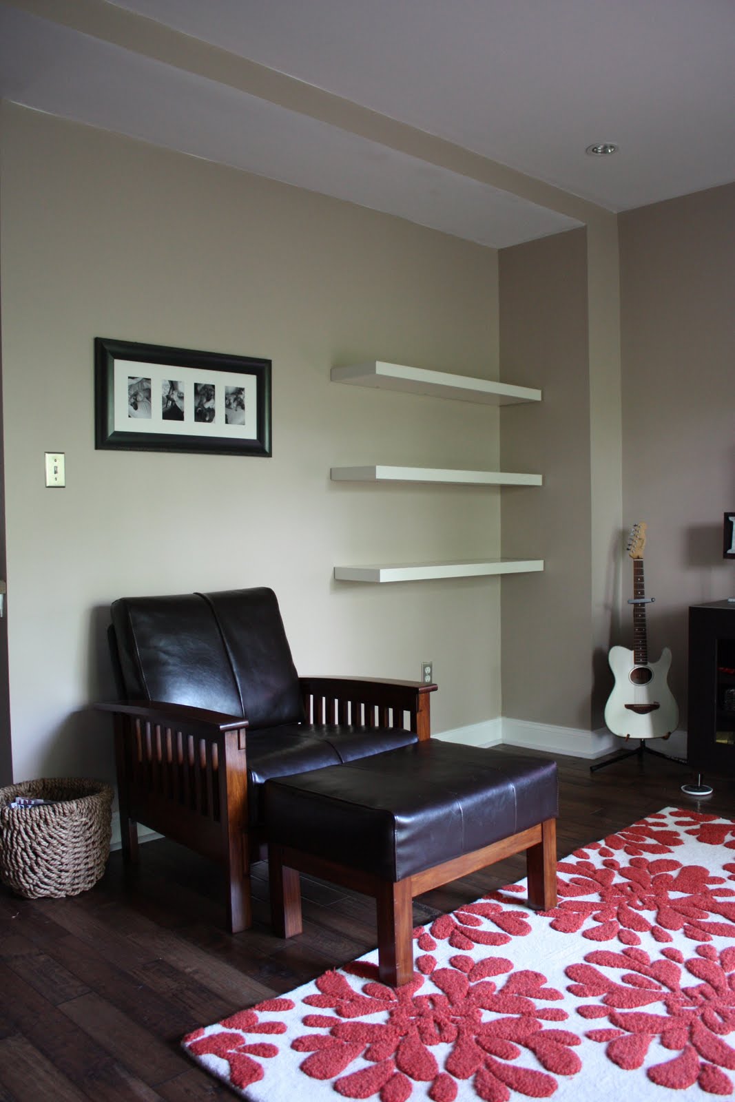 Ideas For Decorating Shelves In Living Room - How To Decorate Large Built-In Shelves