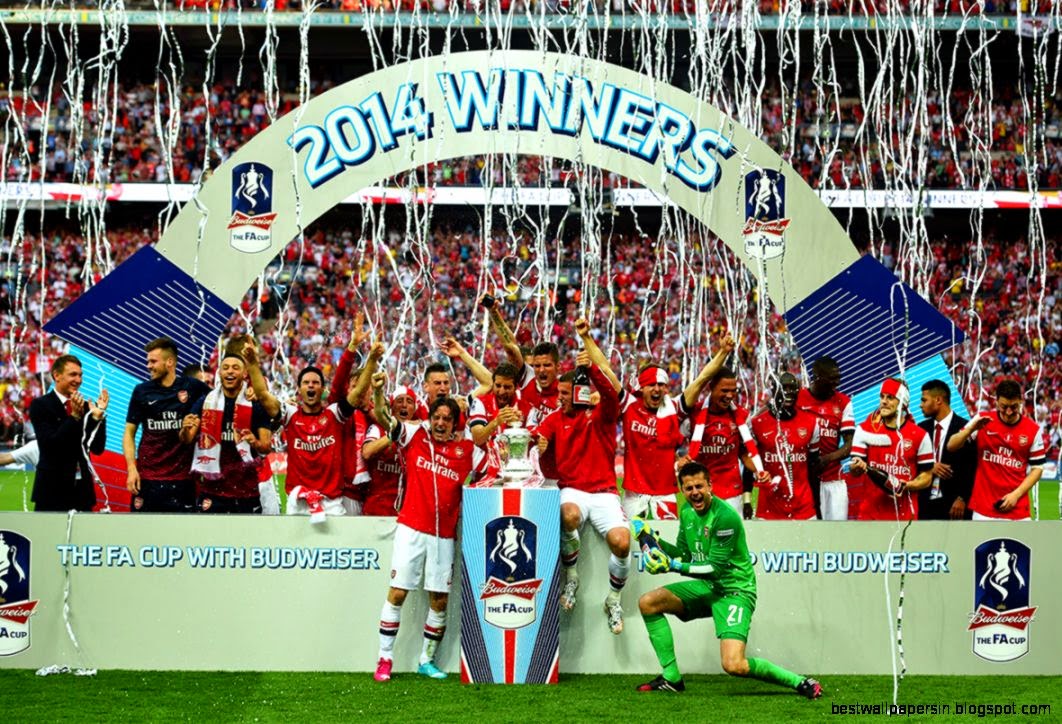 Arsenal News Watch Gunners Players Celebrate With Fans in Joyous