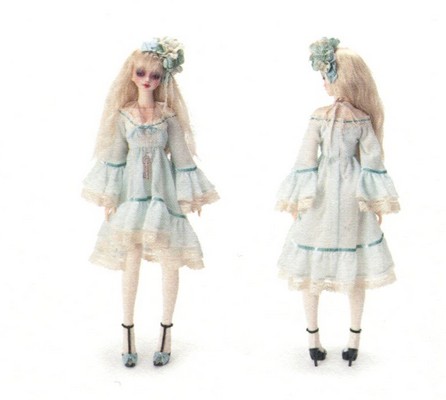 Alice in Wonderland Costumes - Squidoo : Welcome to Squidoo