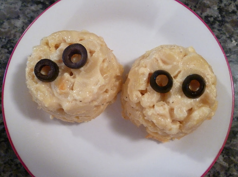 Cooking with Mandy Mac & Cheese Zombies