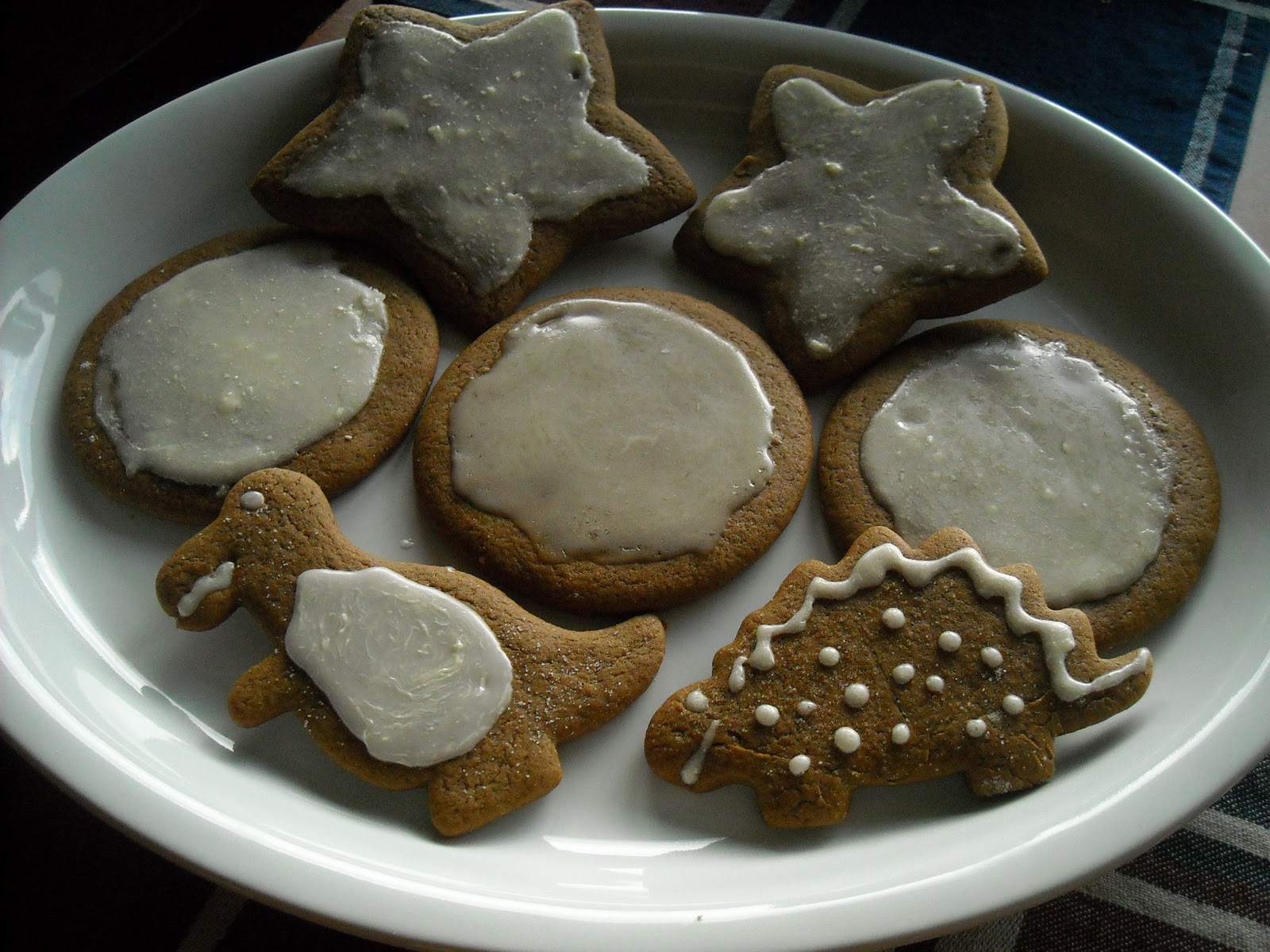 A Crafty Cook Jumbo Molasses Cookies