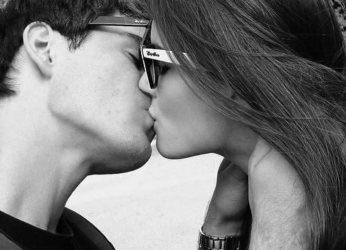 casais-se-beijando%2B(3).jpg