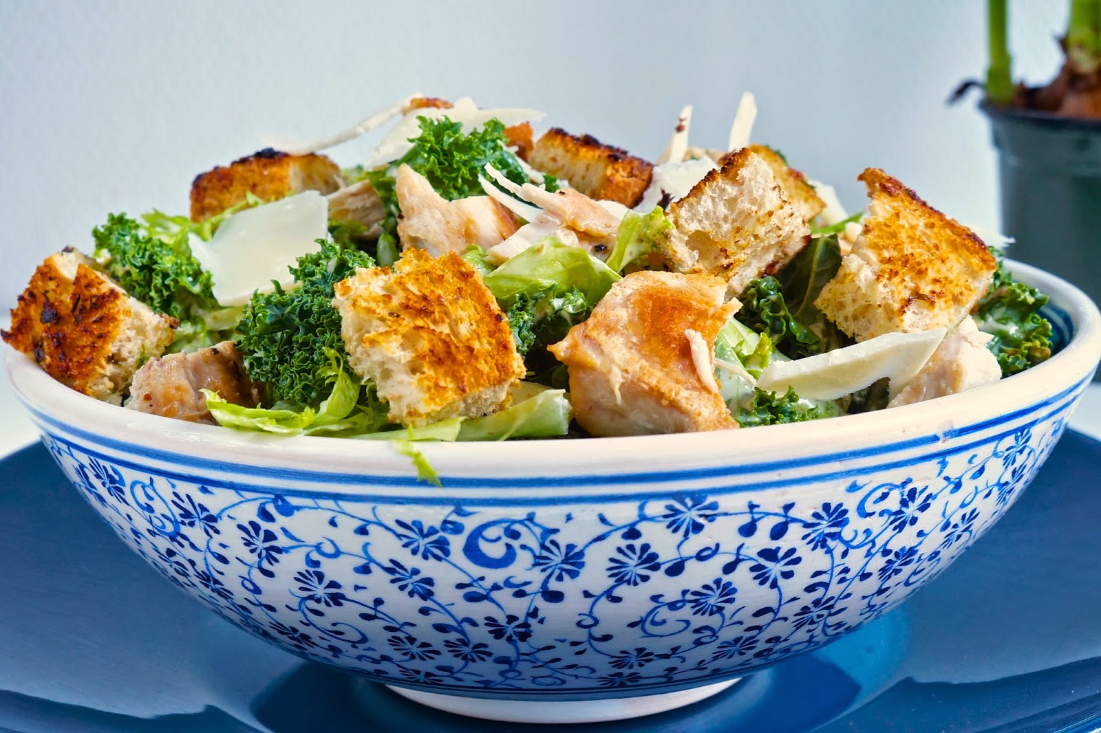 Heavenly bakings Caesarsalaatti lehtikaalista