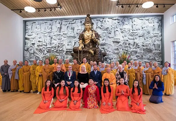 Prince Haakon and Princess Mette-Marit visited OrbitArena and Vietnamese Buddhist Community in Jessheim