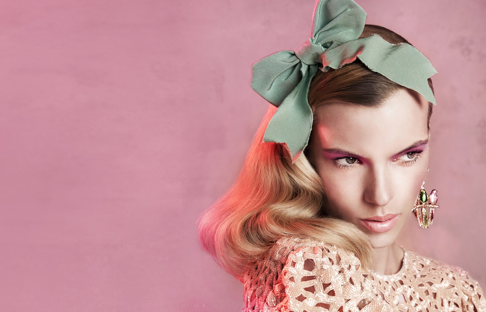 HAIR BOWS Emma Louise Layla