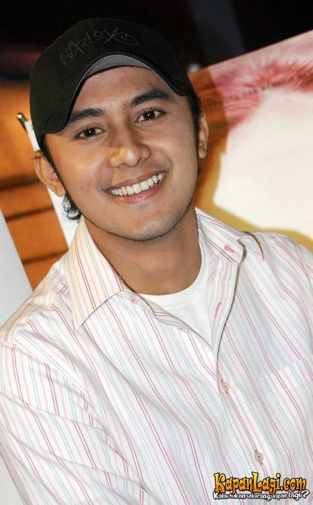 Hengky Kurniawan - Profil dan Biografi | Blog Tokoh Indonesia