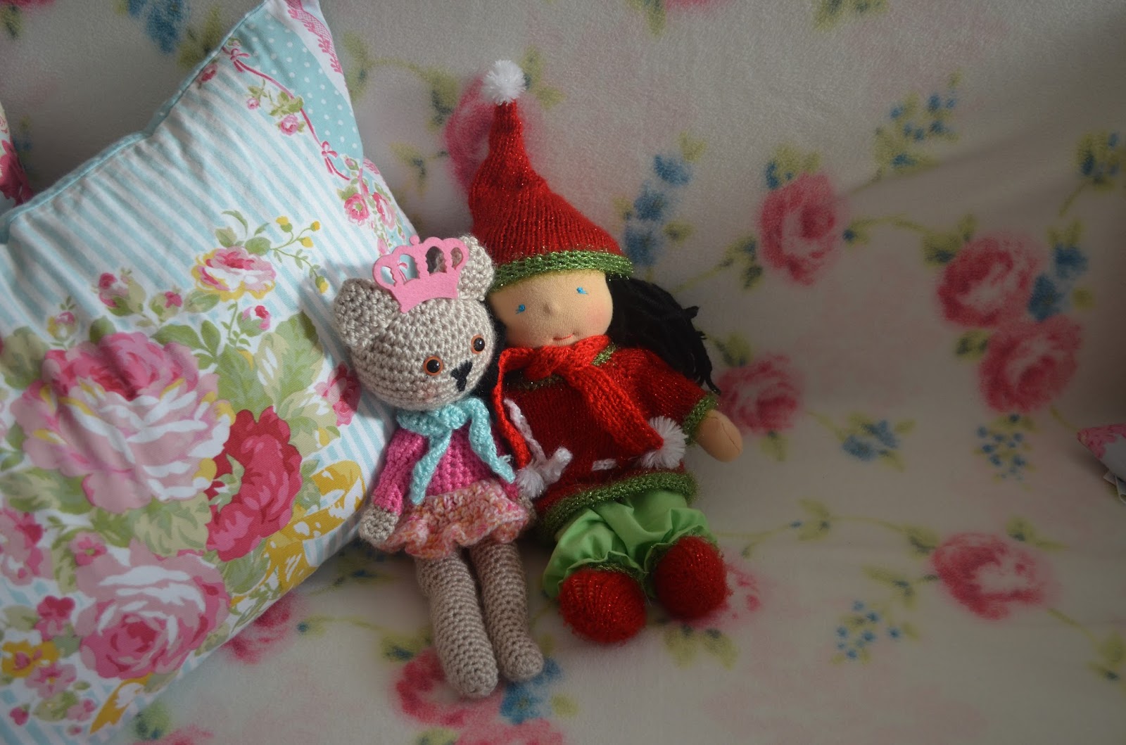 ebrulikedi Boncuk Kedi ve Banu bebek