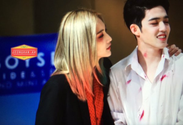 오늘자 세븐틴 할리퀸, 제이콥, 에드워드코스튬 | 인스티즈