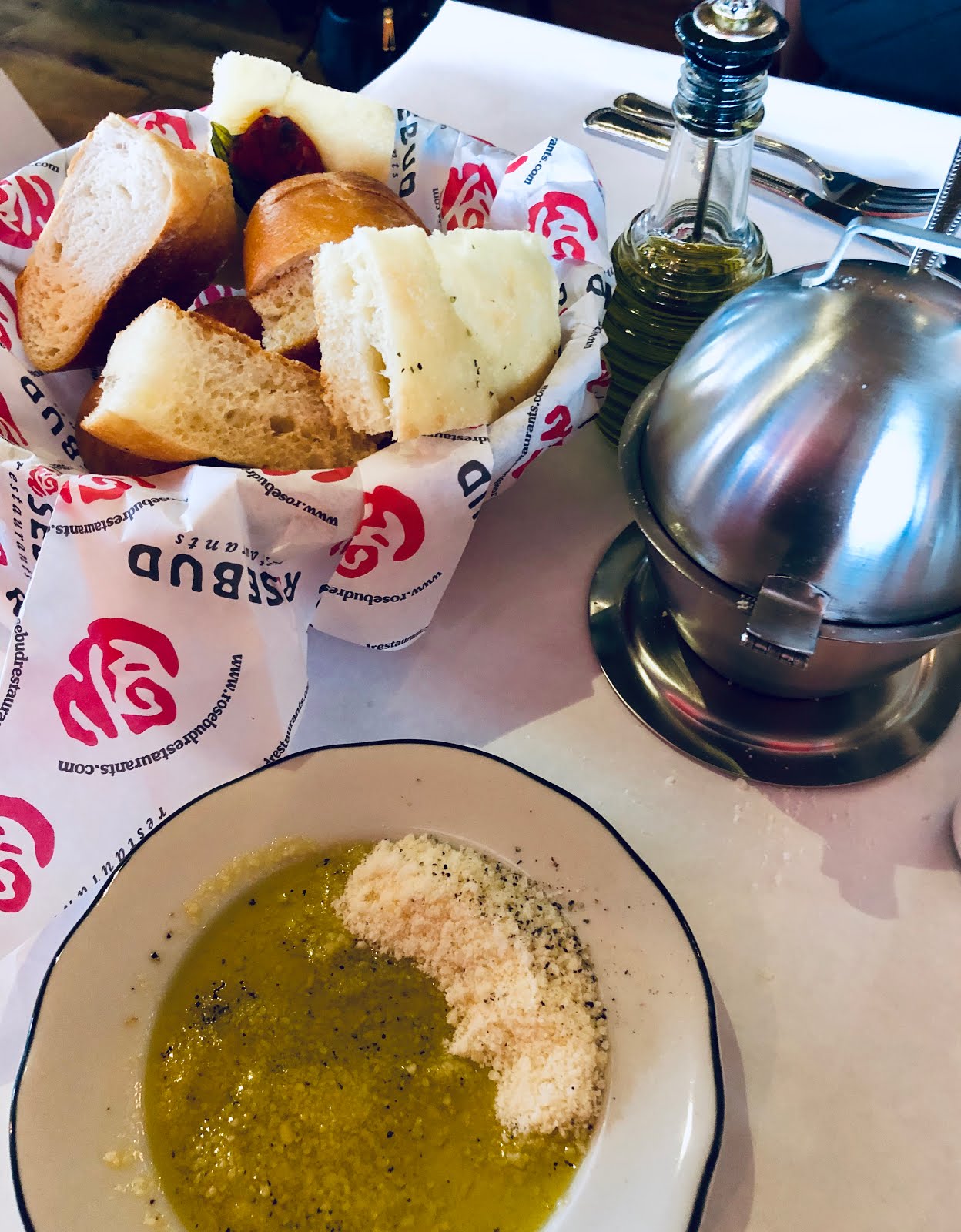 RosebudA Classic Italian Restaurant Worthy of Its Reputation