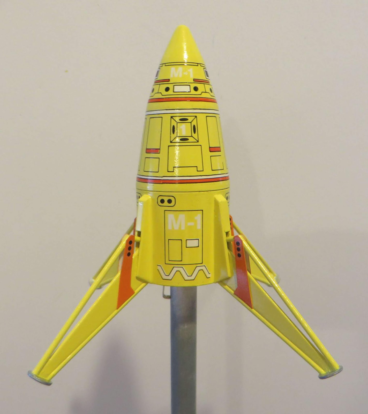 Model Rocket Building Estes Mini Mars Lander Build 0881, Finished