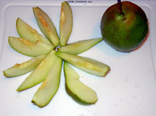 Sliced pears