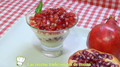 Receta fácil y rápida de postre de granada con solo 3 ingredientes