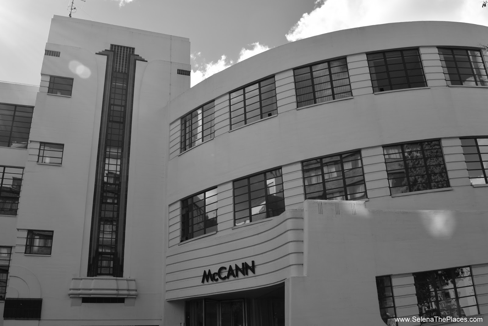 Art Deco in Bloosmbury Tour with London Unravelled