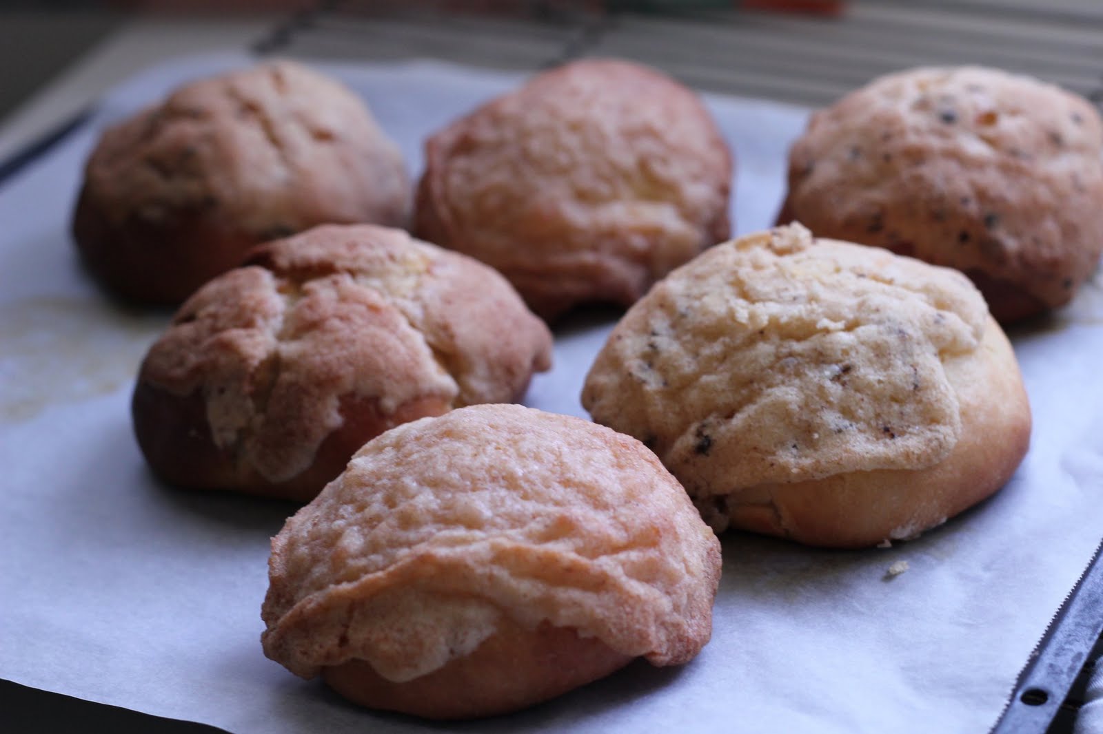 BAKING TRAY \________/ DK bread!!