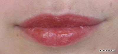 Adore lip swatch