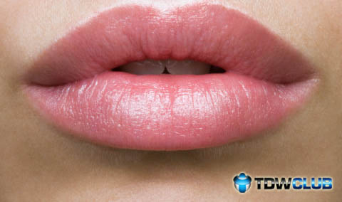 Krocoplus Cara Mudah Mengatasi Bibir Kering