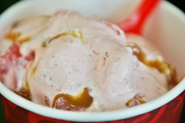 Our Strawberry Blonde Cold Stone Creamery