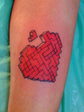 44 Fotos de Tatuagens de Coração no Dedo Pé Perna Braço - Tatuagem De Coração No Braço