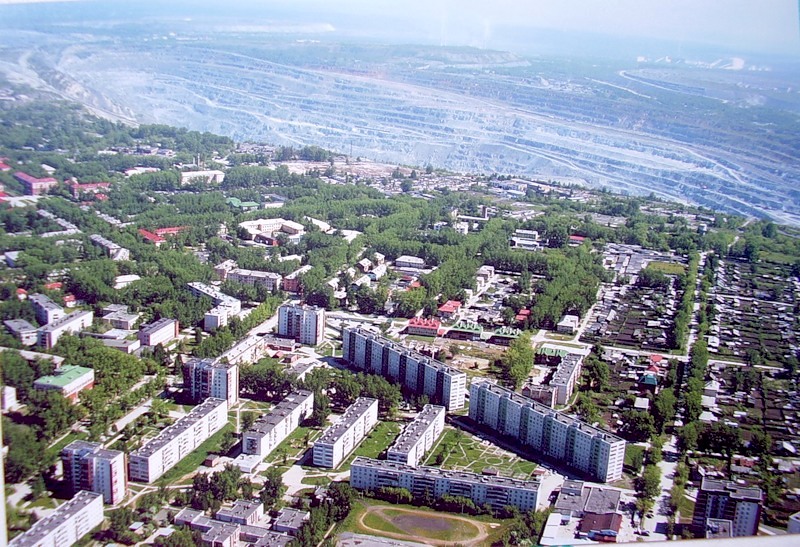 Асбест город площадь. Асбест свердловская область фото. Асбест центр города. Население города асбест свердловской области. Асбест 1885.