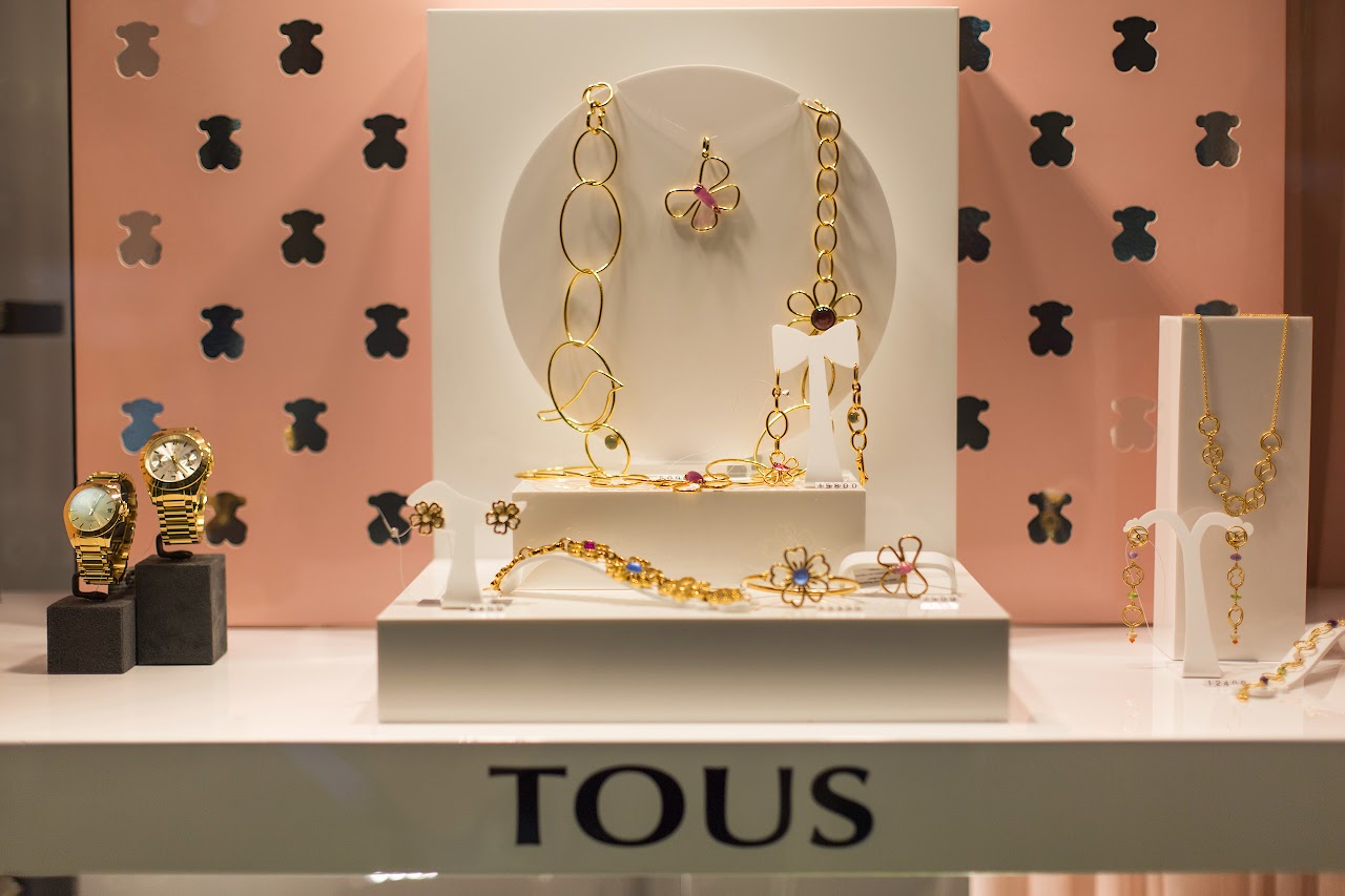 кольцо tous mesh. магазин ювелирных украшений tous. тоус ювелирные браслеты. тоус серьги кольца. кольцо tous g750.