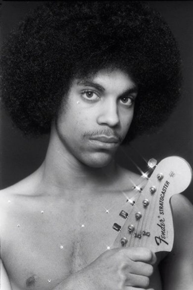 Prince's First Photo Shoot: See Photographs of 19 Years Old Prince ...