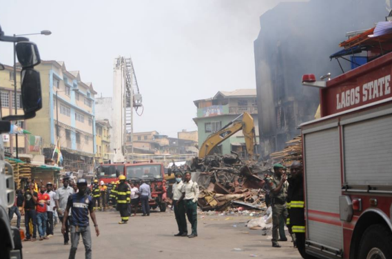 01 Pics: Lagos State Govt begins demolition of burnt Balogun market