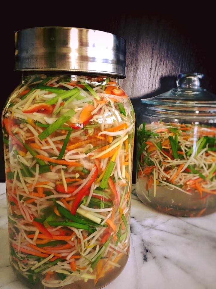 The Spices Of Life . . .: Dưa Giá (Pickled Bean Sprouts)