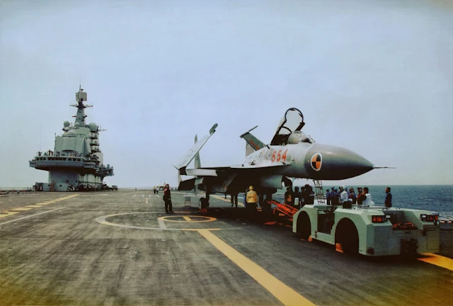 J-15 Flying Shark onboard the Liaoning