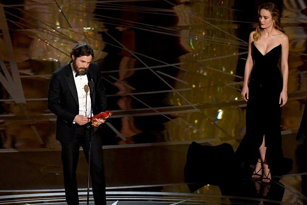 Brie Larson explicó por qué no aplaudió a Casey Affleck cuando ganó el Oscar